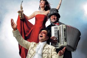 Marktplatz: Trio Grande