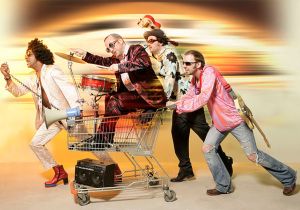 Marktplatz: Four Shops - Walking Love & Peace-Show